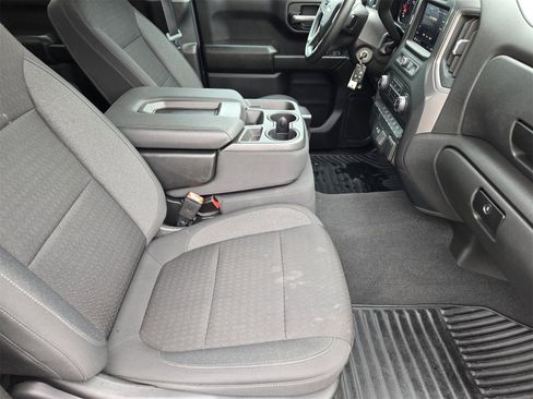 Used 2022 Chevrolet Silverado 1500 Custom w/ LPO, Blackout Package image 12