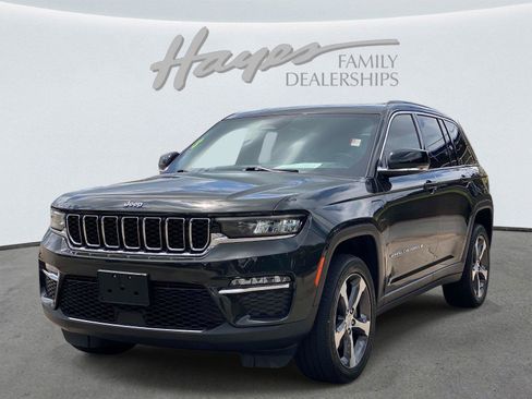 Used 2023 Jeep Grand Cherokee 4WD 4xe image 10