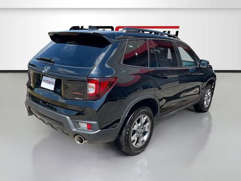 Used 2023 Honda Passport TrailSport image 7