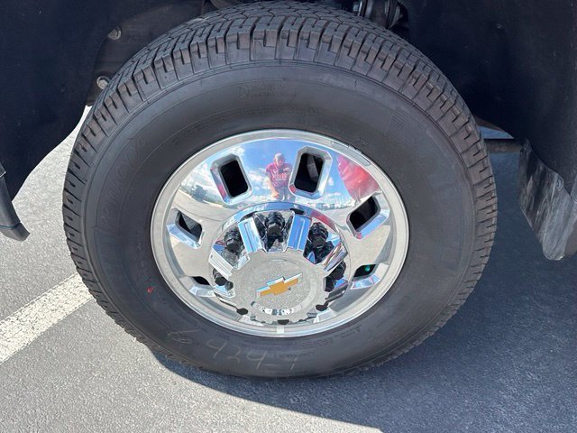 Used 2022 Chevrolet Silverado 3500 LTZ w/ LTZ Plus Package AWD/4WD image 14