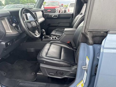 Used 2025 Ford Bronco Outer Banks AWD/4WD image 21
