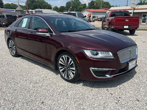 Used 2018 Lincoln MKZ Reserve w/ Climate Package FWD image 3