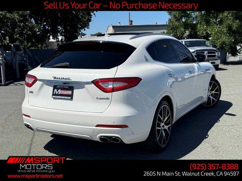 Used 2018 Maserati Levante S GranLusso AWD/4WD image 17