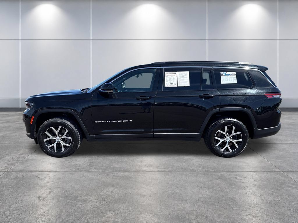 Used 2024 Jeep Grand Cherokee L Limited w/ Luxury Tech Group II AWD/4WD image 2