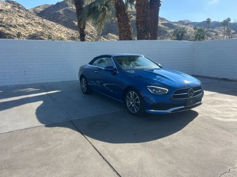 Used 2022 Mercedes-Benz E 450 Cabriolet image 3