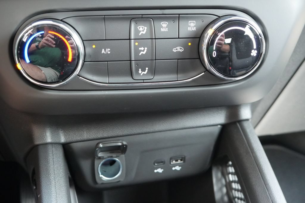 New 2026 Chevrolet TrailBlazer LS w/ LS Convenience Package FWD image 17