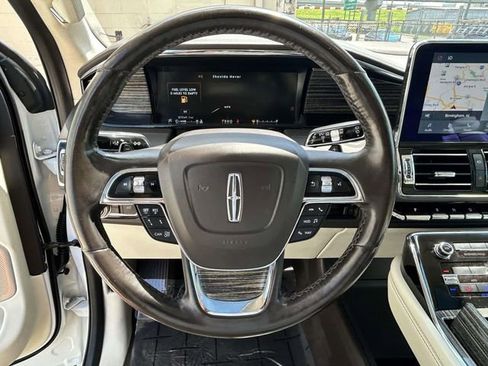 Used 2020 Lincoln Navigator L Black Label w/ Cargo Convenience Package AWD/4WD image 21
