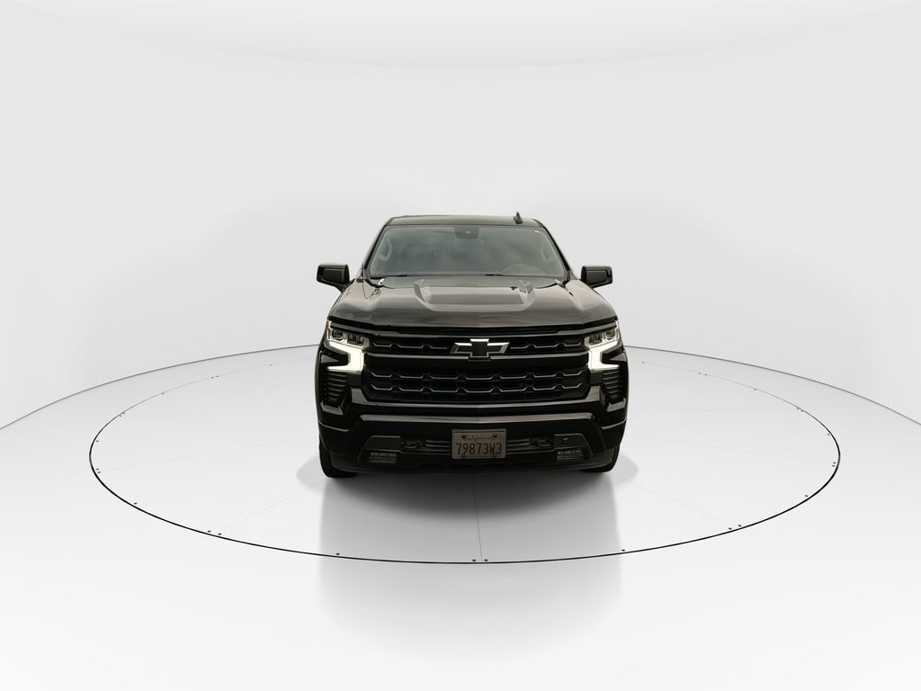 Used 2024 Chevrolet Silverado 1500 RST AWD/4WD image 3