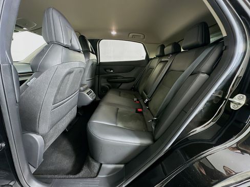 Used 2023 Nissan Ariya FWD image 27