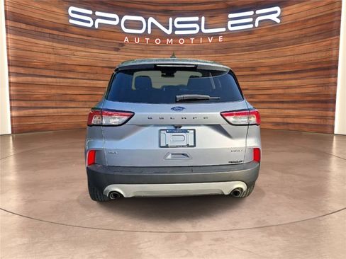 Used 2022 Ford Escape SE w/ Convenience Package image 4