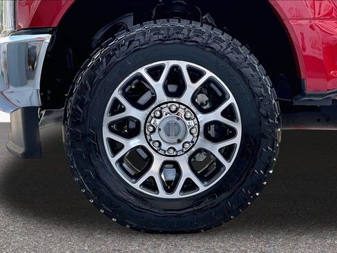 Used 2020 Ford F250 Lariat w/ Lariat Ultimate Package AWD/4WD image 31