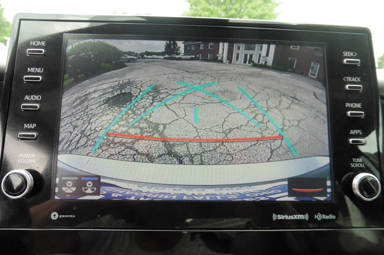 Used 2023 Toyota Camry XSE FWD image 4