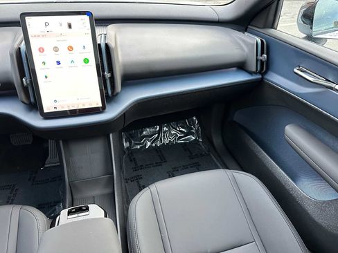 New 2026 Volvo EX30 Plus image 18