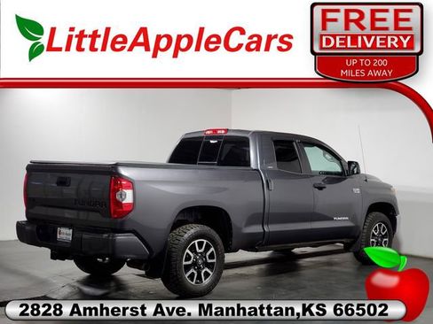 Used 2018 Toyota Tundra SR5 w/ TRD Off Road Package image 29