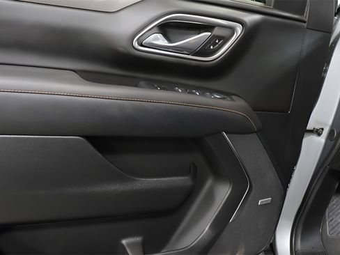 Used 2024 GMC Yukon XL AT4 w/ Technology Package image 22