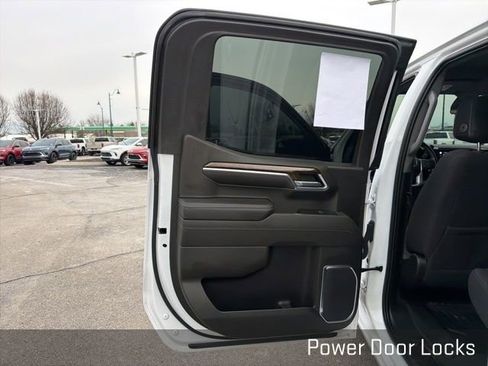 Used 2022 GMC Sierra 1500 Elevation image 30