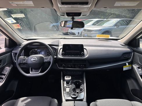 Used 2026 Nissan Rogue S AWD/4WD image 30