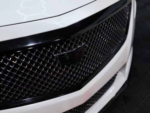 Used 2016 Cadillac CTS V w/ Luxury Package RWD image 4