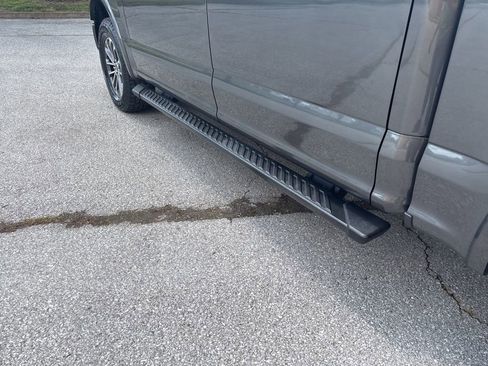 Used 2018 Ford F150 XLT w/ Equipment Group 302A Luxury image 10