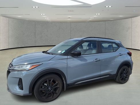 Certified 2024 Nissan Kicks SR w/ SR Premium Package image 1