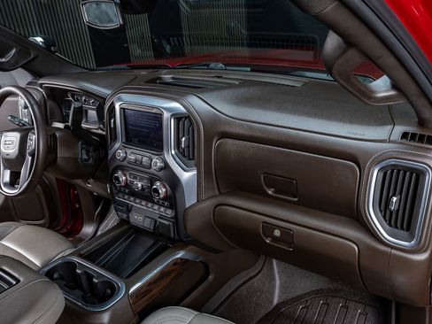 Used 2021 GMC Sierra 2500 SLT w/ Texas SLT Premium Package image 17