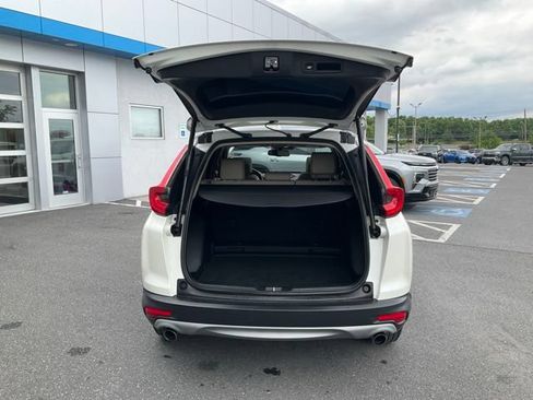 Used 2018 Honda CR-V Touring image 18