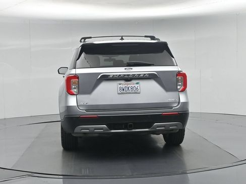 Certified 2021 Ford Explorer XLT w/ Equipment Group 202A AWD/4WD image 34