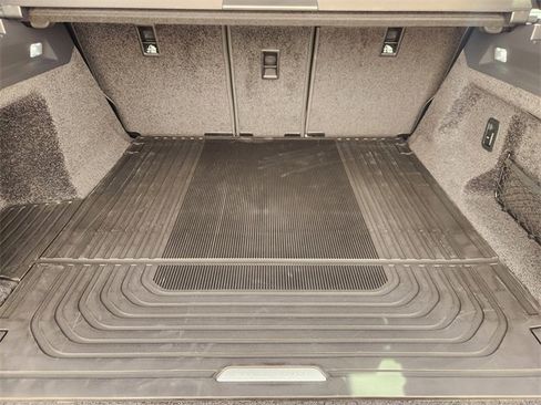 New 2026 Land Rover Range Rover SE image 22