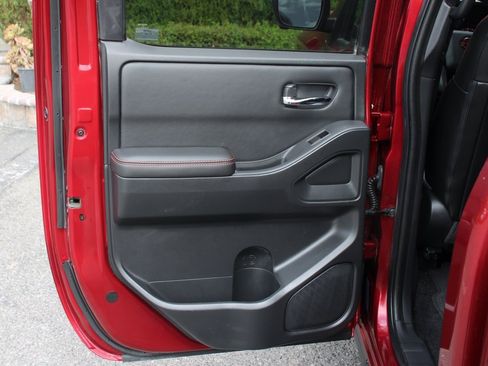 Used 2023 Nissan Frontier PRO-4X w/ Pro-4X Premium Package image 34