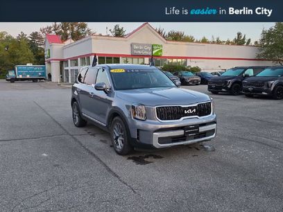 Used 2024 Kia Telluride LX