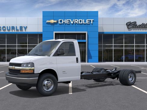 New 2026 Chevrolet Express 3500 w/ Power Convenience Package RWD image 2
