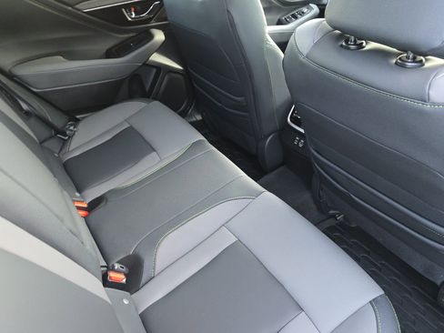 Used 2025 Subaru Outback Onyx Edition image 17