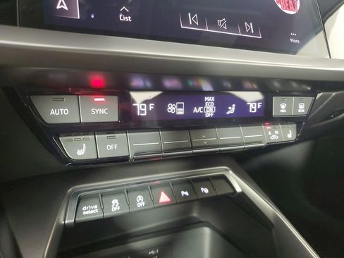 Used 2024 Audi A3 2.0T Premium w/ Convenience Package image 29