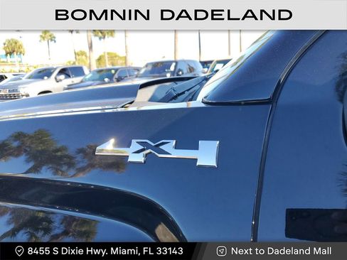 Used 2018 GMC Sierra 1500 4x4 Double Cab w/ Sierra Convenience Package image 12