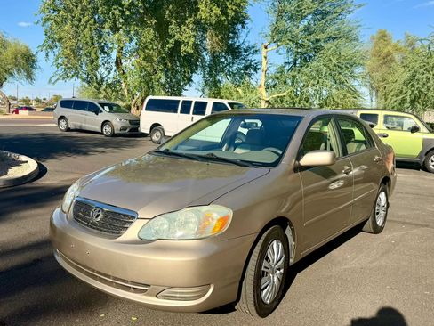 Used 2005 Toyota Corolla LE w/ JBL Value Pkg FWD image 1