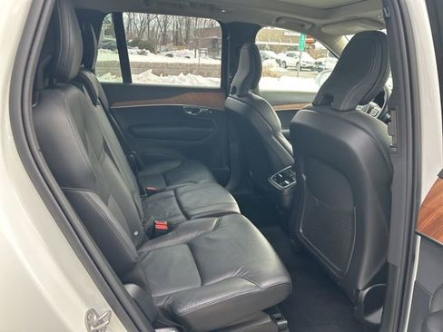 Certified 2025 Volvo XC90 B6 Plus image 13