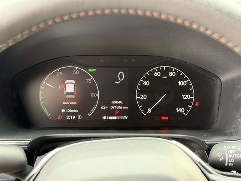 Used 2023 Honda CR-V Sport Touring image 9