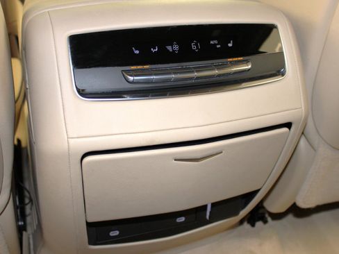 Used 2022 Cadillac Escalade Premium Luxury w/ Performance Package RWD image 40