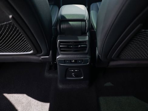 Used 2024 Audi Q4 e-tron Premium w/ Convenience Package AWD/4WD image 33