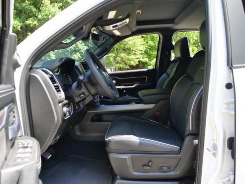 Used 2026 RAM 2500 Laramie AWD/4WD image 27