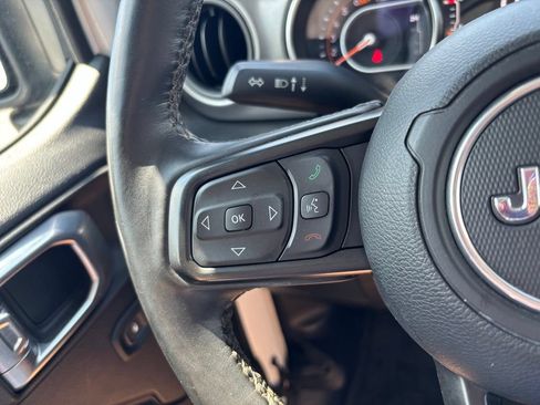 Used 2022 Jeep Wrangler Sport AWD/4WD image 31