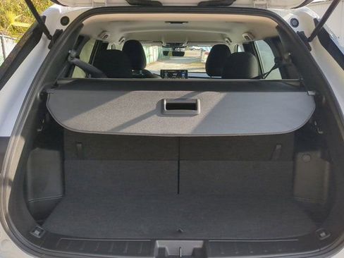 Used 2025 Mitsubishi Outlander ES image 12