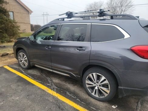 Used 2022 Subaru Ascent Limited w/ Technology Package image 3