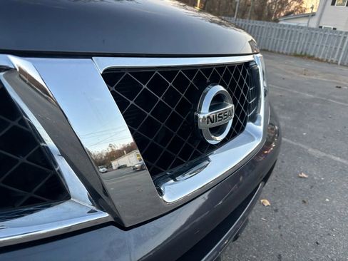 Used 2012 Nissan Pathfinder S image 5