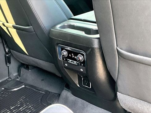 Certified 2023 Chevrolet Suburban Premier image 18