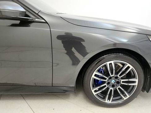 Used 2026 BMW 530i w/ M Sport Package RWD image 21