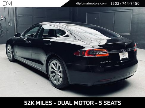 Used 2016 Tesla Model S 60D AWD/4WD image 5