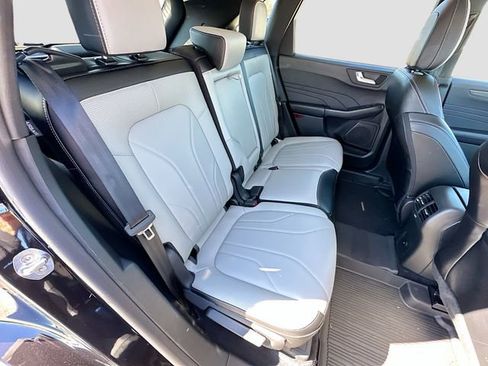 Used 2025 Ford Escape Platinum w/ Premium Technology Package image 27