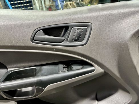 Used 2020 Ford Transit Connect XL image 19