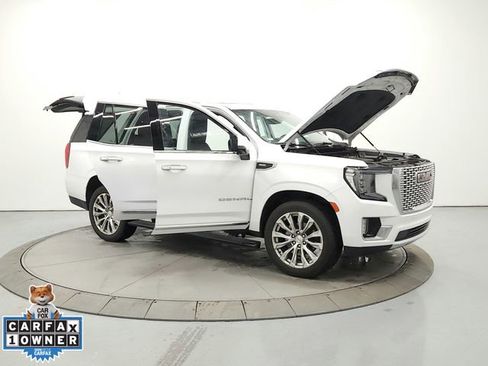 Used 2023 GMC Yukon Denali image 9